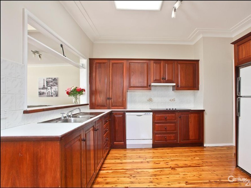 84 Pioneer Street, Seven Hills NSW 2147