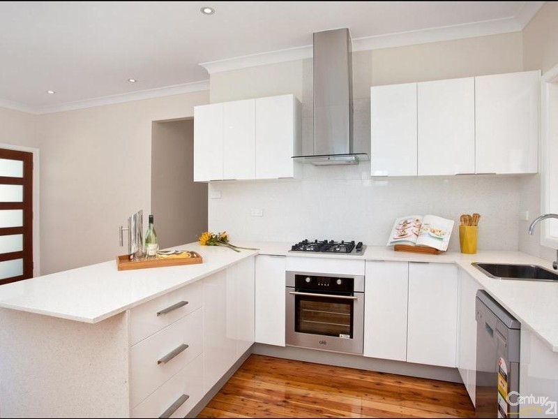 5 Marnpar Road, Seven Hills NSW 2147