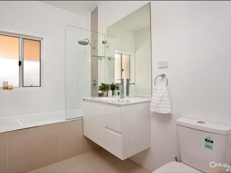 5 Marnpar Road, Seven Hills NSW 2147