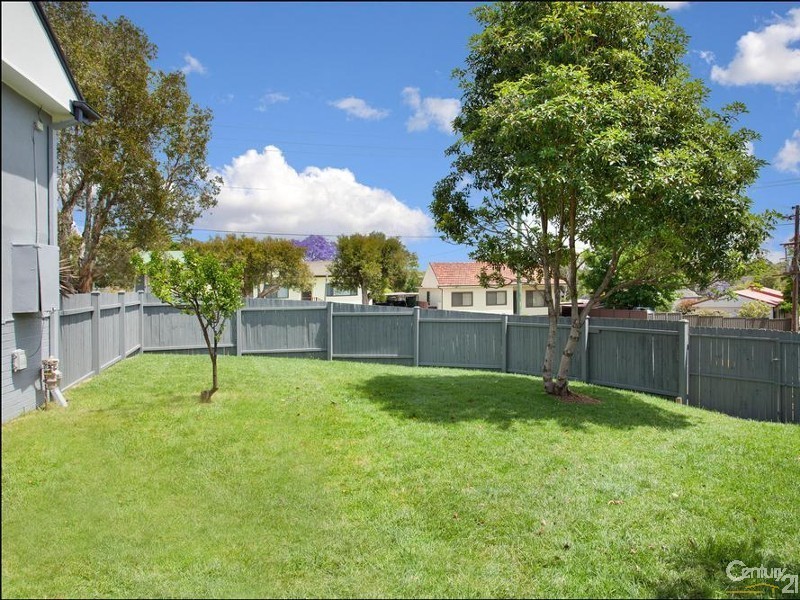 5 Marnpar Road, Seven Hills NSW 2147