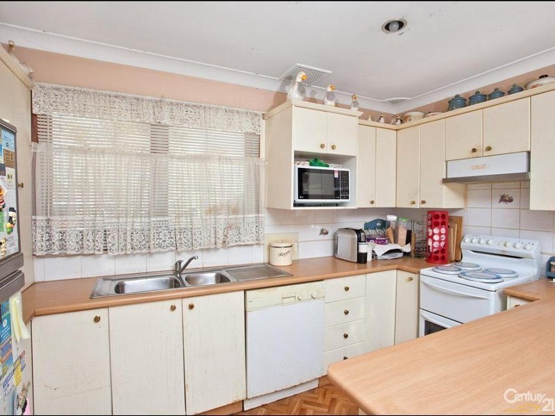 4 Limpopo Crescent, Seven Hills NSW 2147