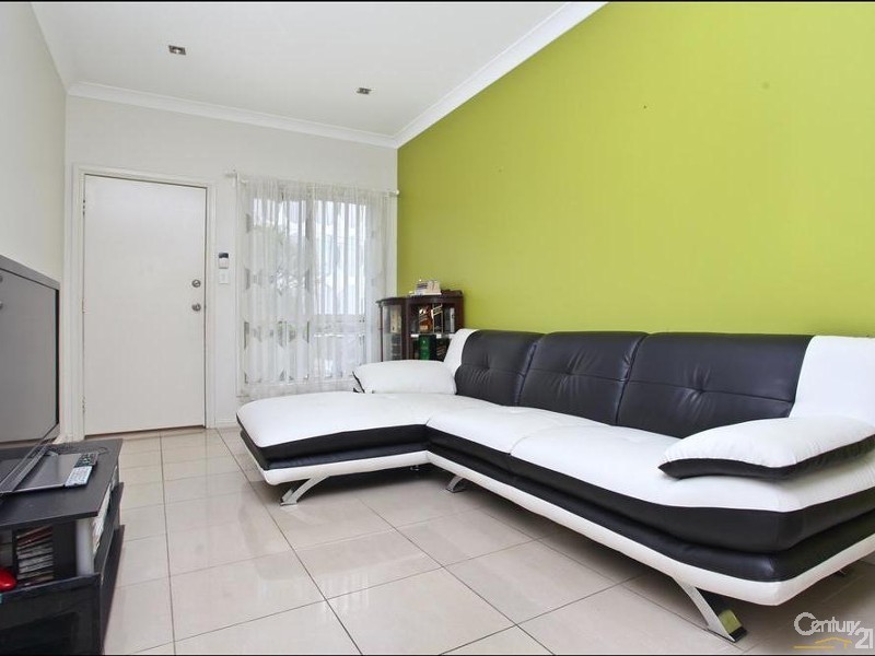 21A Arnott Road, Marayong NSW 2148