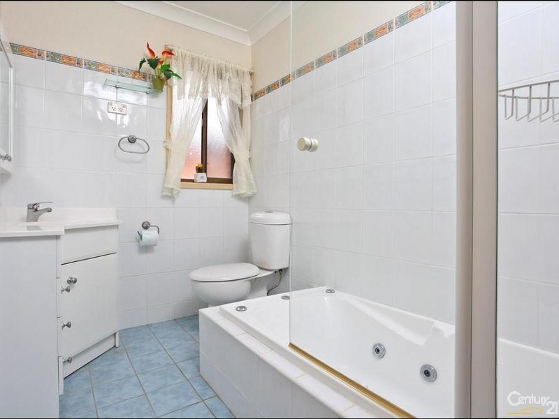 58 Endeavour Street, Seven Hills NSW 2147