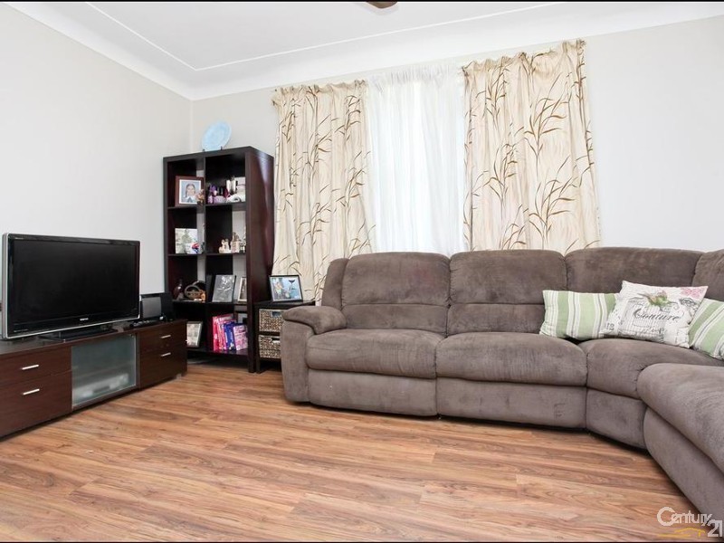 12 Gilmore Road, Lalor Park NSW 2147