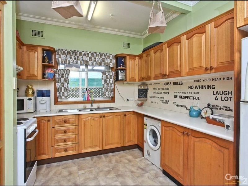 31 James Street, Seven Hills NSW 2147