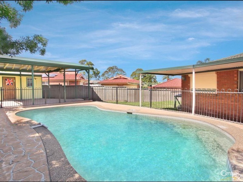 5 Roa Place, Blacktown NSW 2148