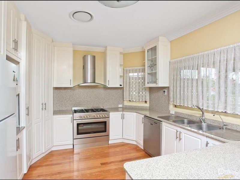 6 James Street, Seven Hills NSW 2147