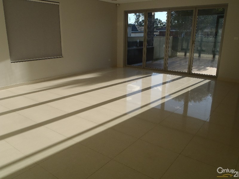 39 Leabons Lane, Seven Hills NSW 2147