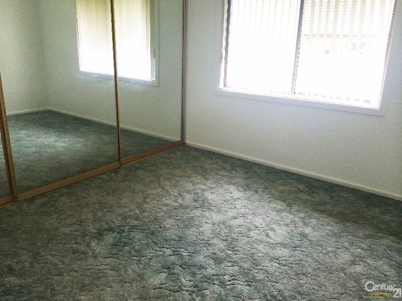 10 Loville Avenue, Seven Hills NSW 2147