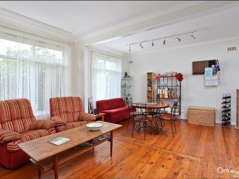 10 Vera Street, Seven Hills NSW 2147