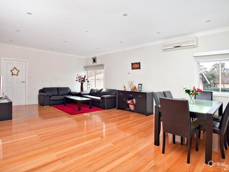 8 Pioneer Street, Seven Hills NSW 2147