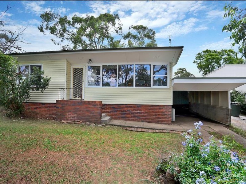 36 Moffatt Drive, Lalor Park NSW 2147