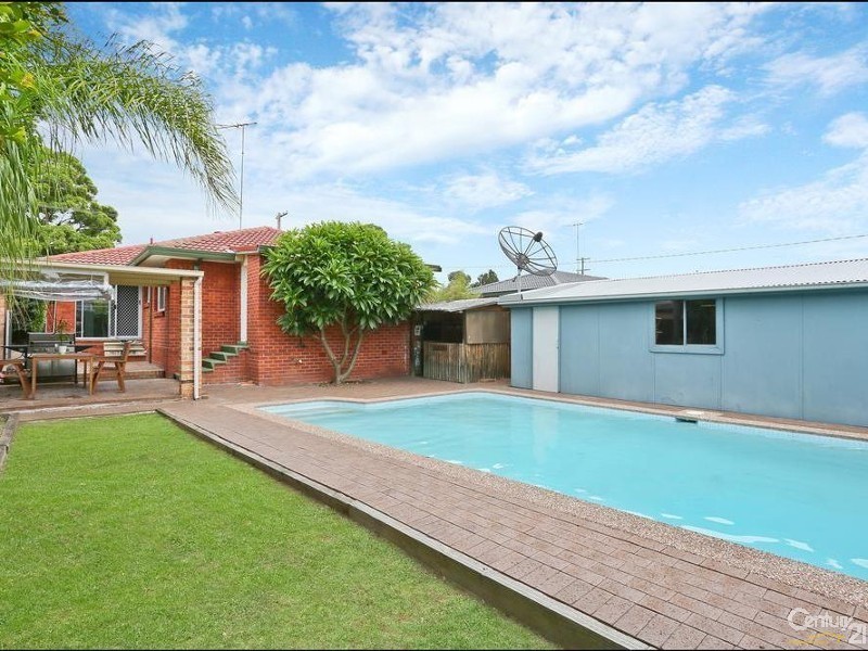 16 Rudolf Road, Seven Hills NSW 2147