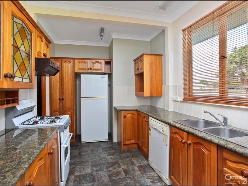 2 Purcell Crescent, Lalor Park NSW 2147