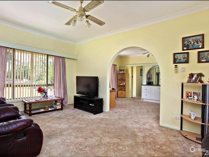 43 Haynes Avenue, Seven Hills NSW 2147