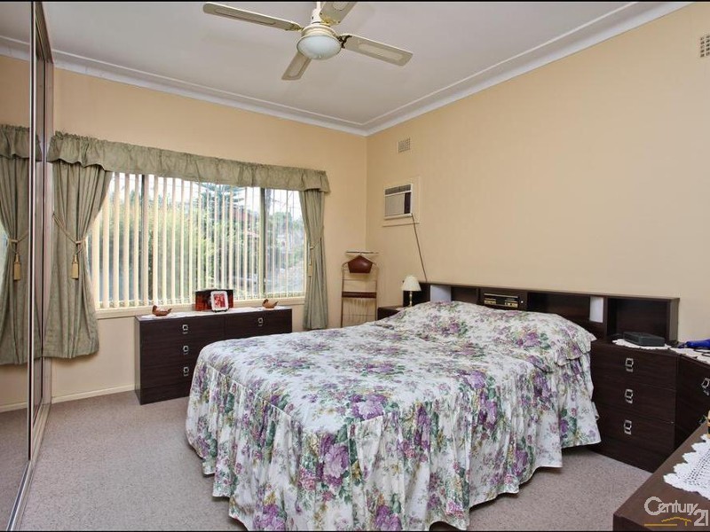 43 Haynes Avenue, Seven Hills NSW 2147