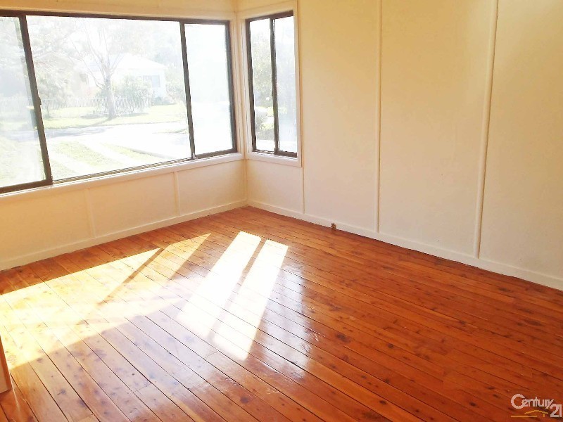 16 Pioneer Street, Seven Hills NSW 2147