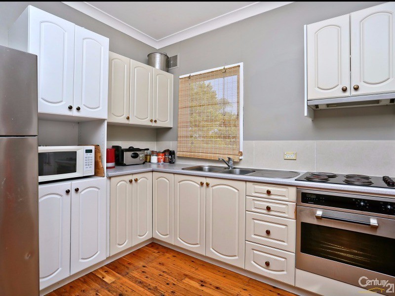 10 Danny Road, Lalor Park NSW 2147