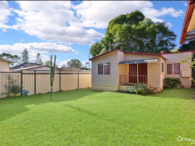 49 Picasso Crescent, Old Toongabbie NSW 2146