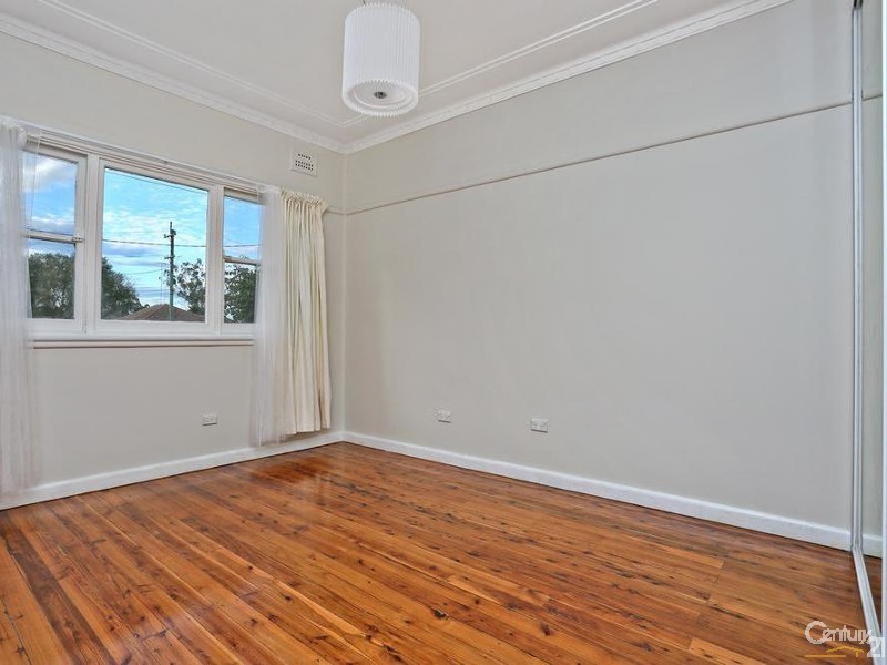 6 Monash Road, Blacktown NSW 2148