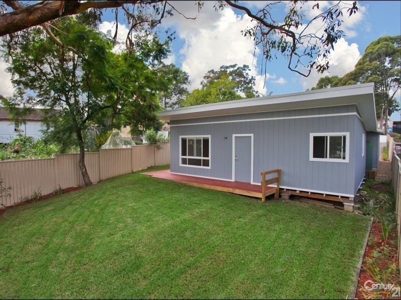 8A Iwunda Road, Lalor Park NSW 2147