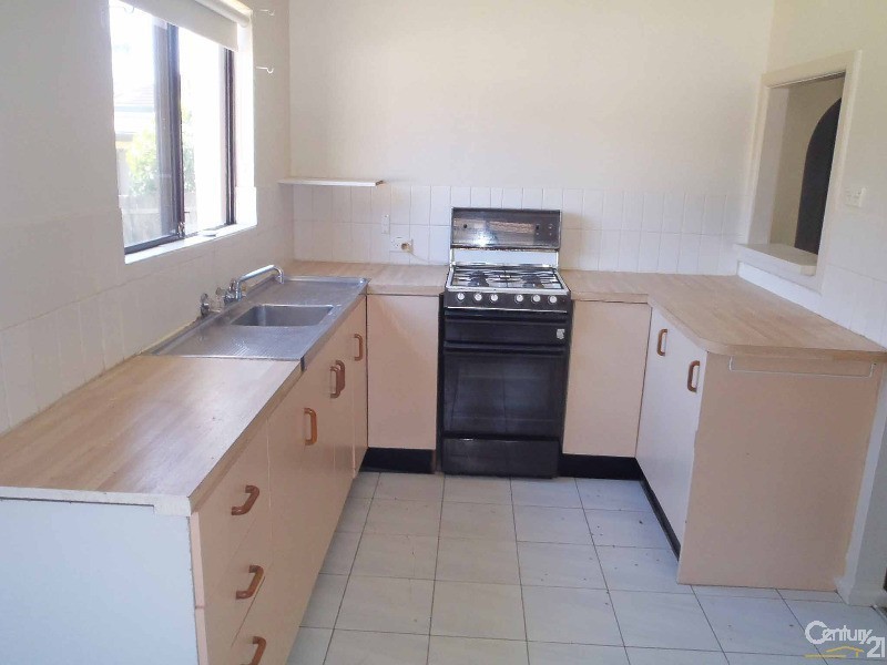 22 Pineleigh Road, Lalor Park NSW 2147