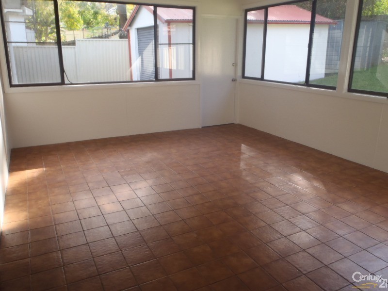 11 Fielders Street, Seven Hills NSW 2147