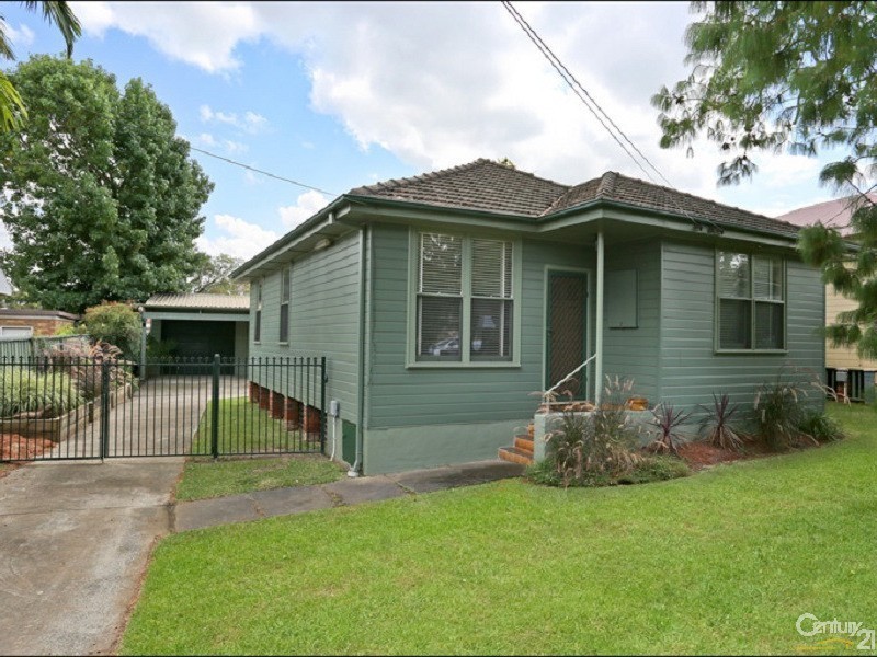 13 Hayes Road, Seven Hills NSW 2147