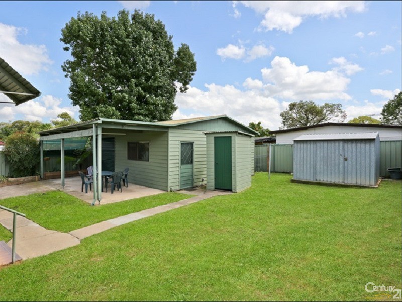 13 Hayes Road, Seven Hills NSW 2147