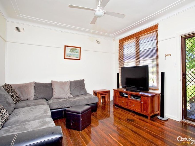 4 Radley Road, Seven Hills NSW 2147