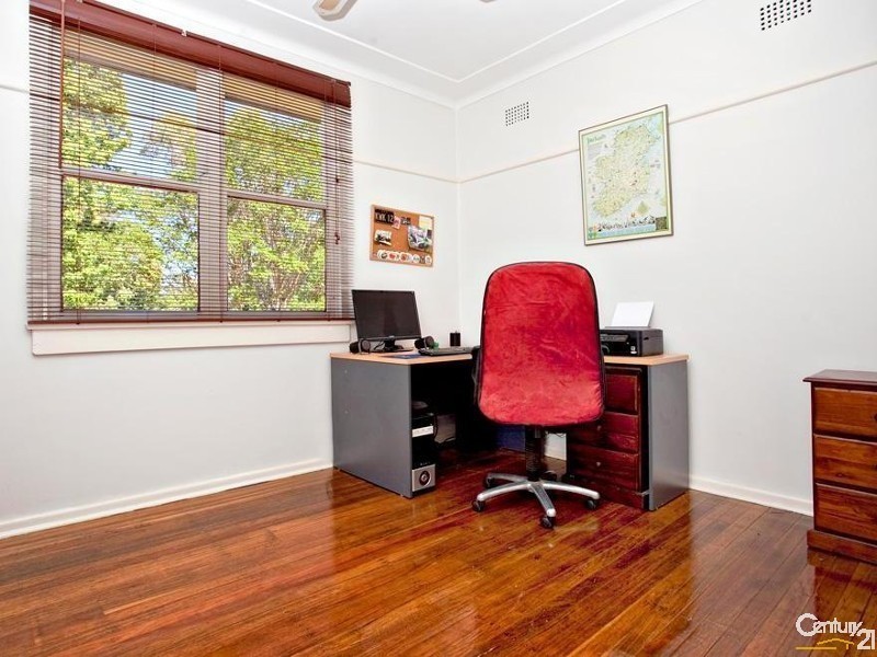 4 Radley Road, Seven Hills NSW 2147