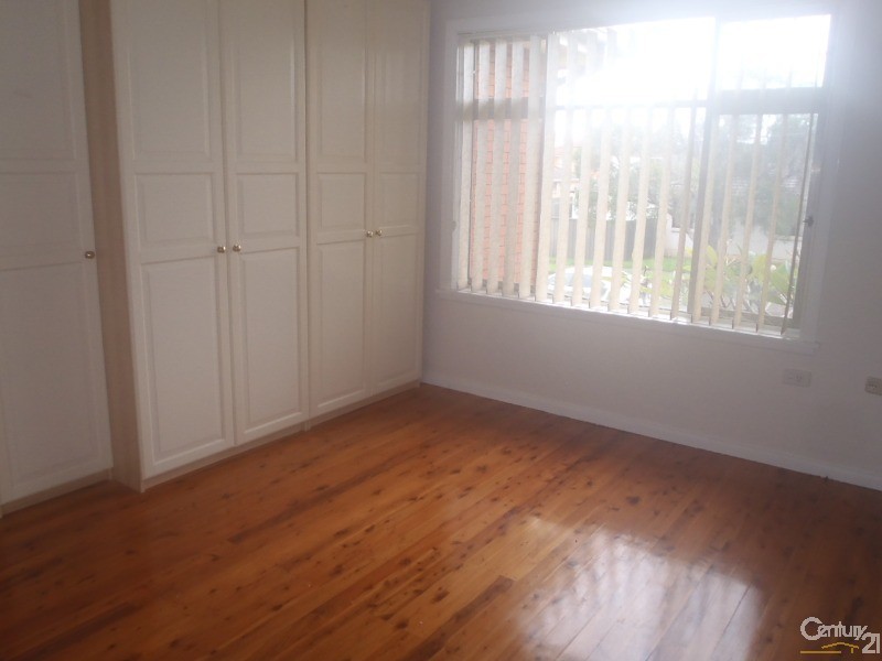 25 Santiago Place, Seven Hills NSW 2147