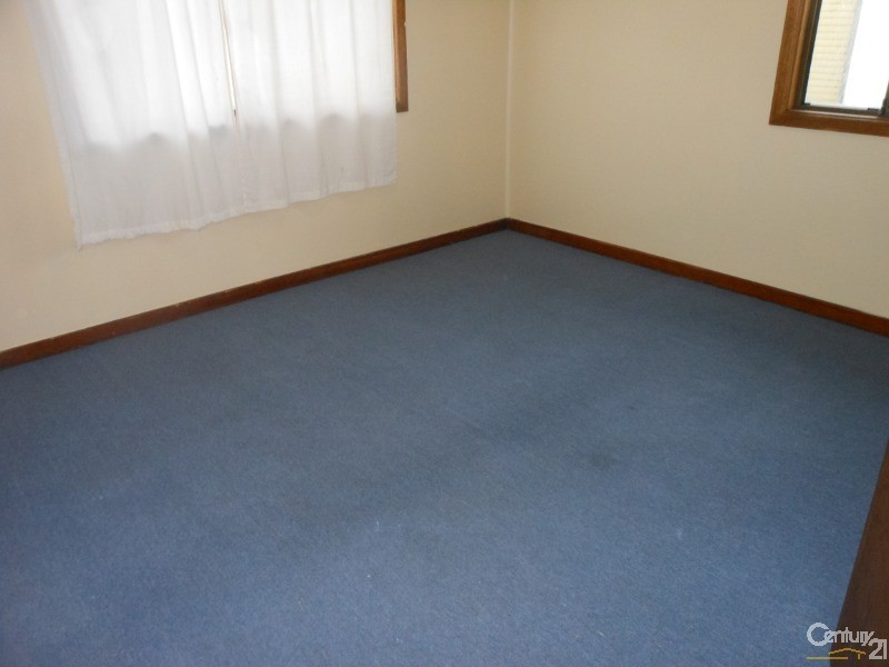 12 Eighth Avenue, Seven Hills NSW 2147