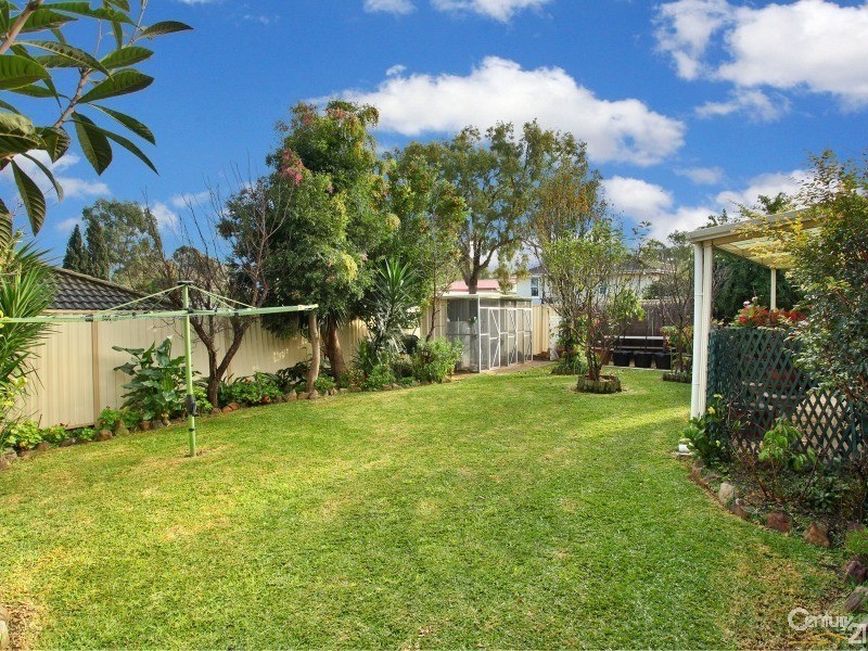 4  Dennis Street, Lalor Park NSW 2147