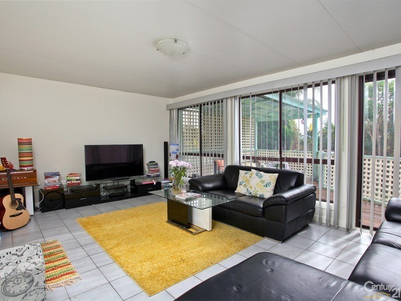 15 Oxley Street, Lalor Park NSW 2147