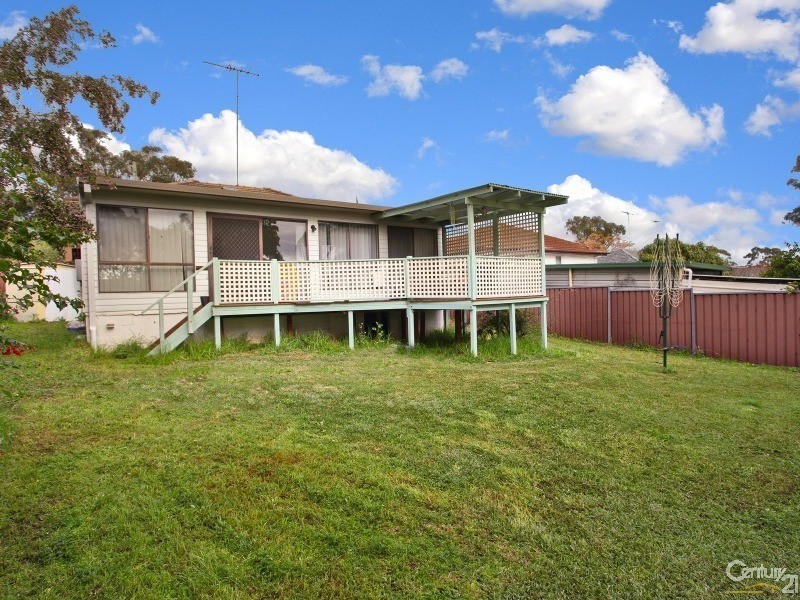 15 Oxley Street, Lalor Park NSW 2147