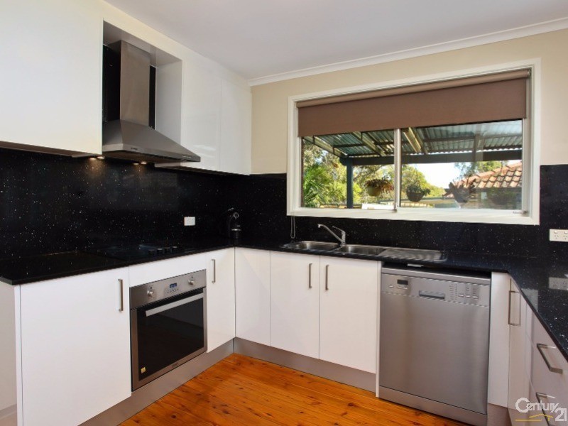 279 Madagascar Drive, Kings Park NSW 2148
