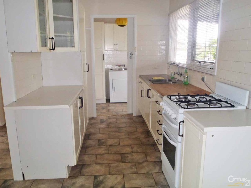 24 Oldfield Road, Seven Hills NSW 2147