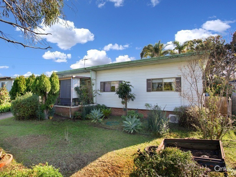11 Cartwright Crescent, Lalor Park NSW 2147