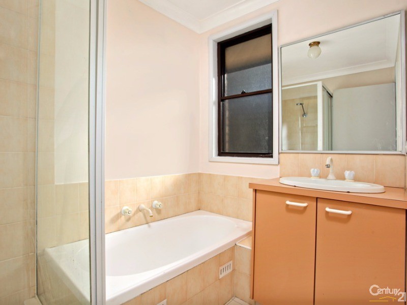 1/13 Wall Park Avenue, Seven Hills NSW 2147