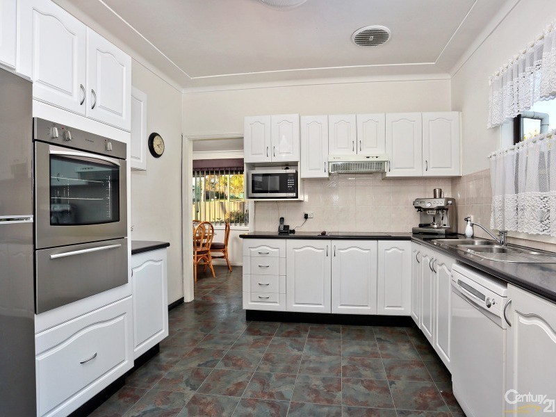 27 Charles Street, Blacktown NSW 2148