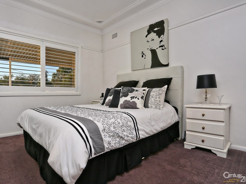 27 Charles Street, Blacktown NSW 2148