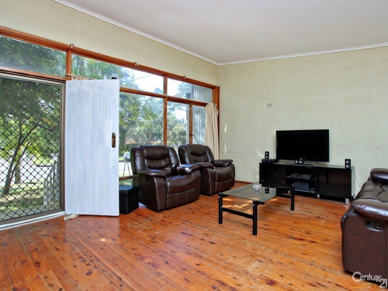 30 Patterson Road, Lalor Park NSW 2147