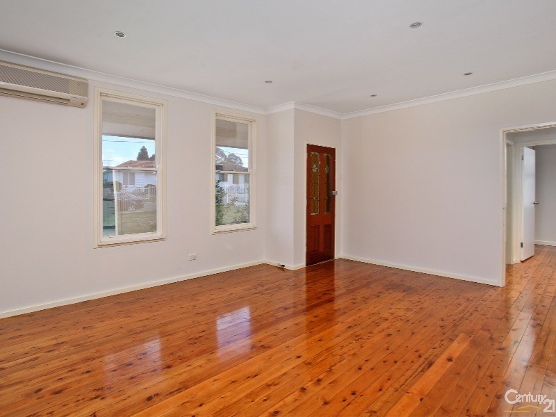 13 Hargrave Road, Lalor Park NSW 2147