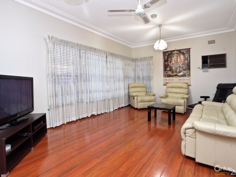 35 Wall Park Avenue, Seven Hills NSW 2147