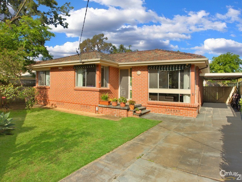 8 Raphael Place, Old Toongabbie NSW 2146