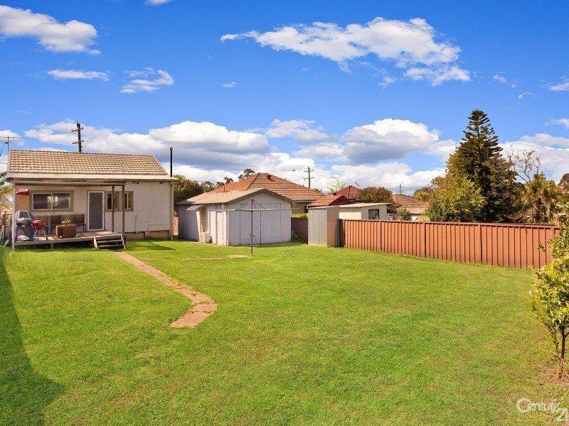 26 Wall Park Avenue, Seven Hills NSW 2147