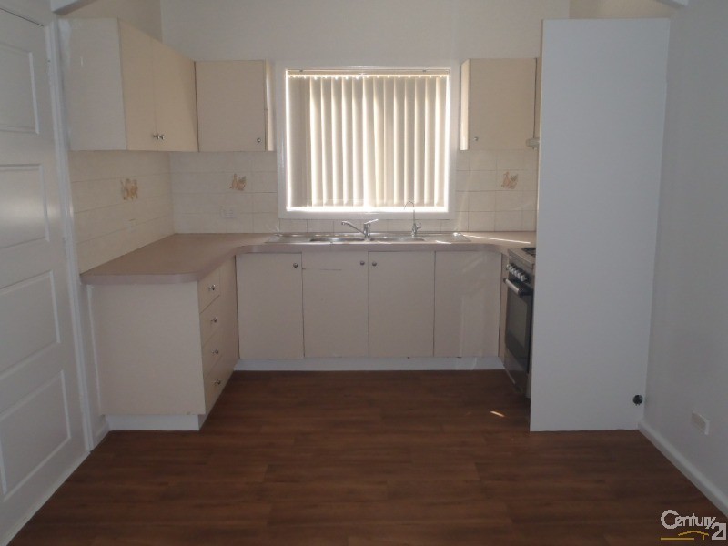 15  Savery Cr, Blacktown NSW 2148