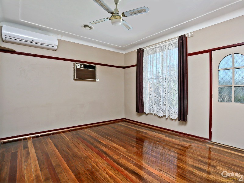 60 Christine Cr, Lalor Park NSW 2147