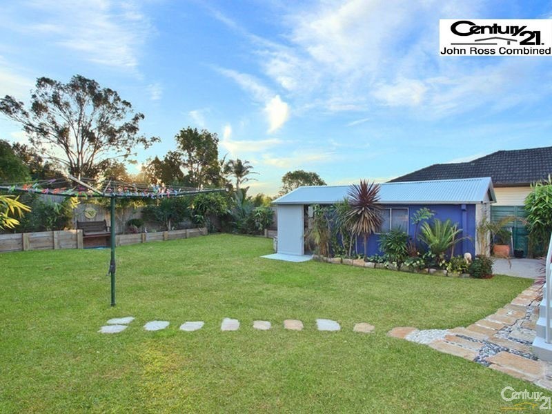 18 Sturt Street, Lalor Park NSW 2147